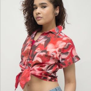 FIERY TROPICAL CROP TOP